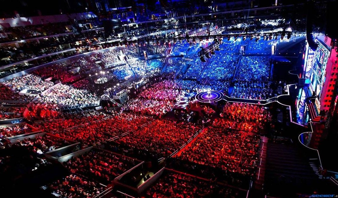 salle de compétition esport pleine