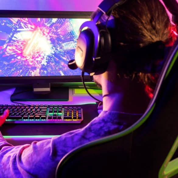 Ecran pc gamer : quels atouts face à un écran classique ?