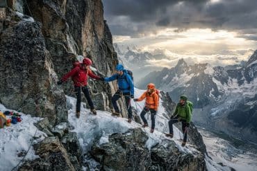 peak débarque le 22 octobre sur ps5, xbox series et nintendo switch 2. découvrez le jeu et préparez-vous à prendre de la hauteur.